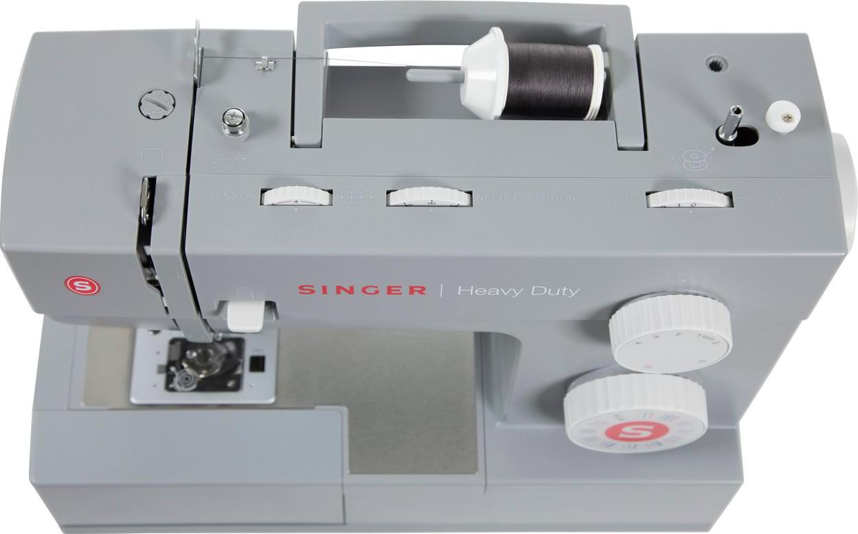 SingerA 44S Heavy Duty Classic Sewing Machine