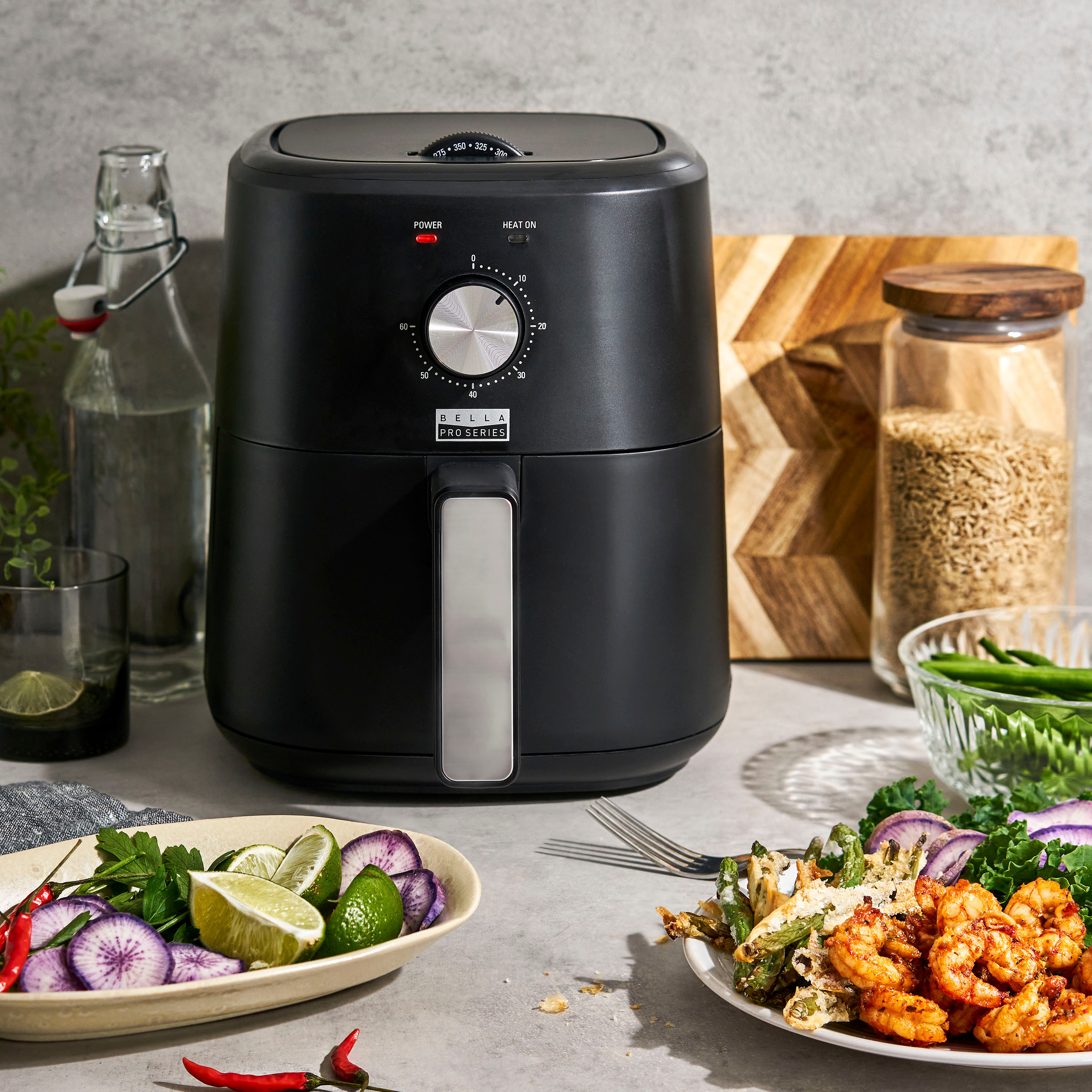 2026 Bella Pro Series – 3-qt. Analog Air Fryer – Black