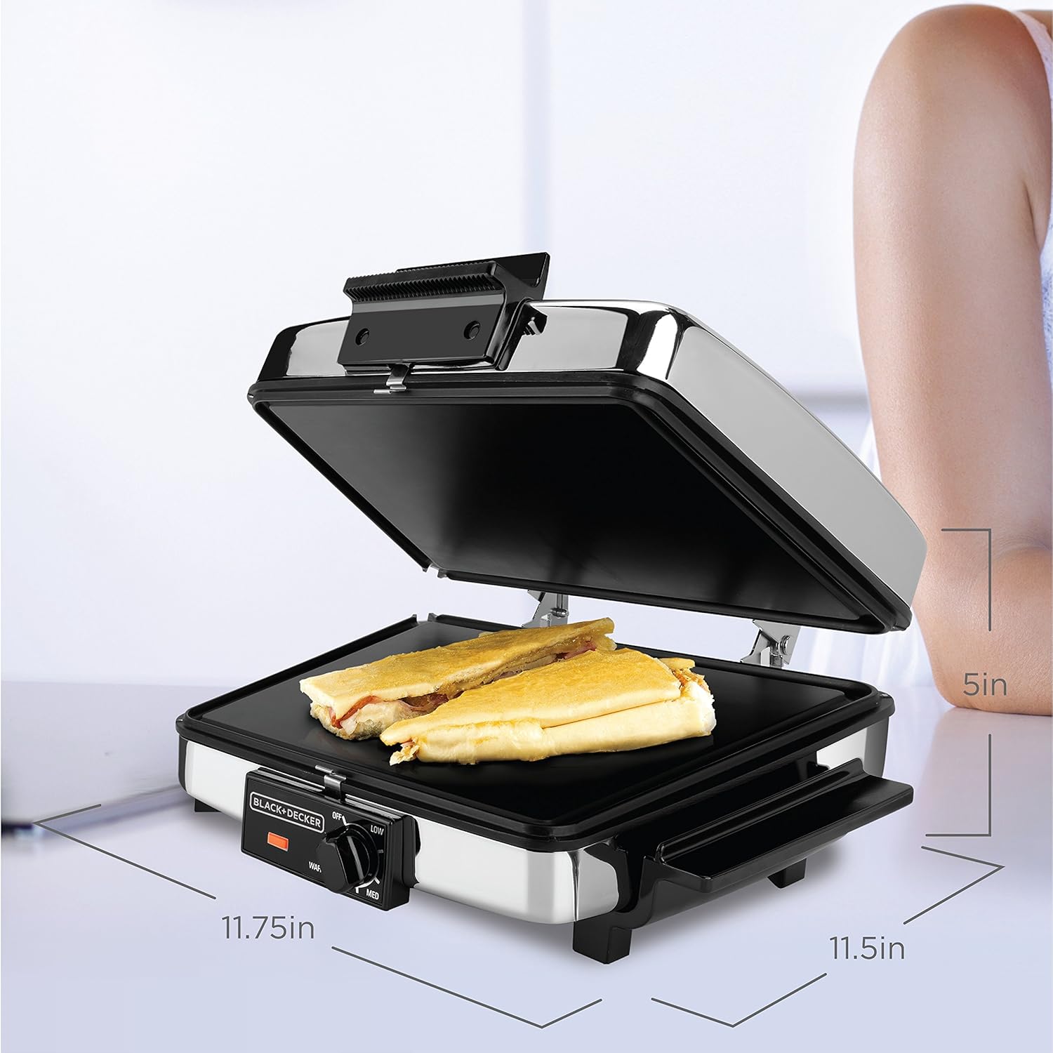 3-in-1 Waffle Maker with Nonstick Reversible Plates, Stainless Steel, G48TD