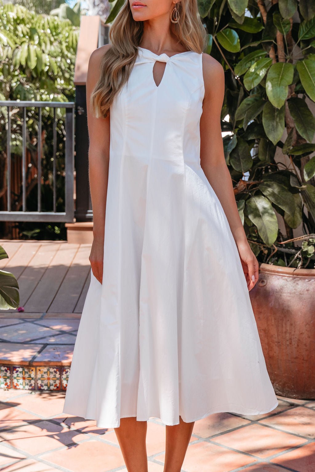 Aureum Keyhole Midi Dress – White